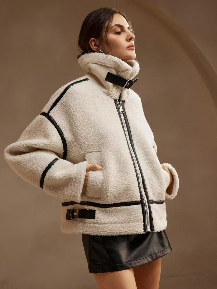Faux fur jacket for women with high collar and elegant details Lune London
