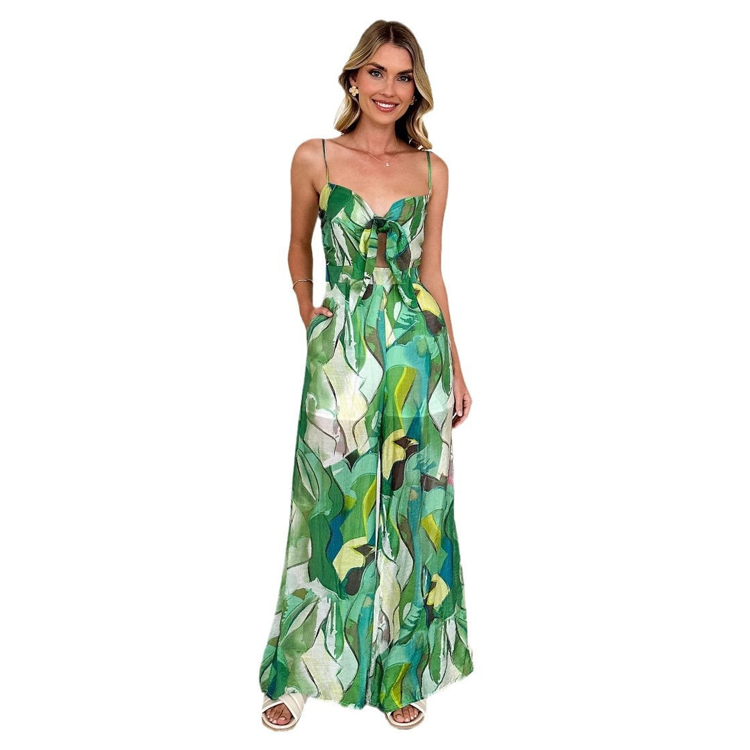 summer jumpsuit for women with playful knot detail and side pockets Chic & Stil
