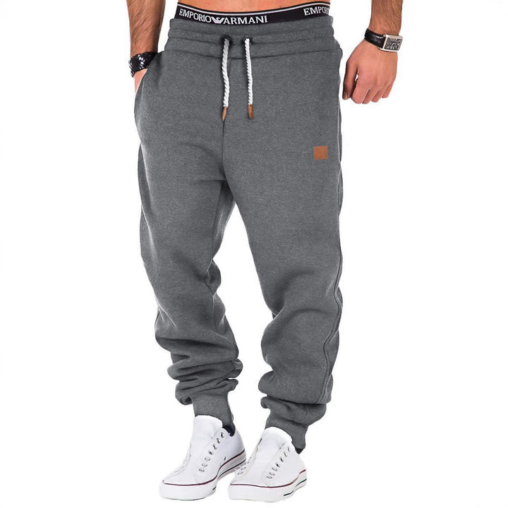 Casual jogger pants for men with elastic waistband and practical pockets Lune London