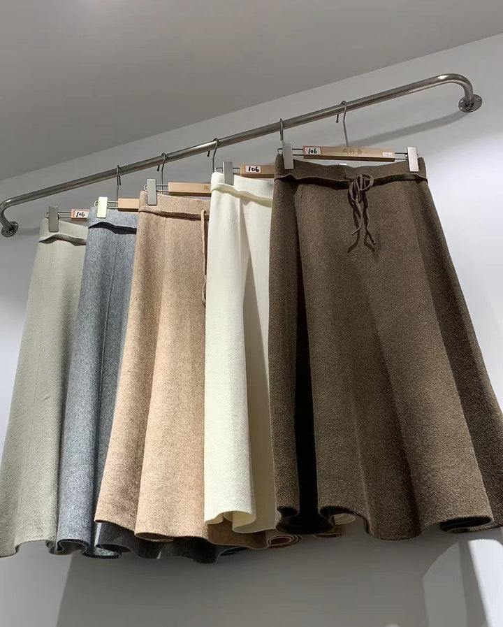 Jupe maxi femme en matériau doux avec cordon pratique