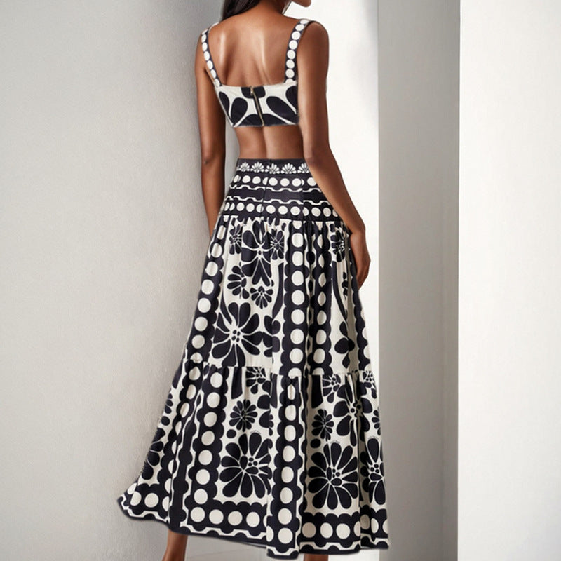Ensemble pour femmes en deux pièces avec top court et jupe maxi Chic & Stil