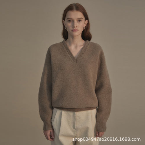 Pull à col V en tricot doux de haute qualité pour femmes Chic & Stil
