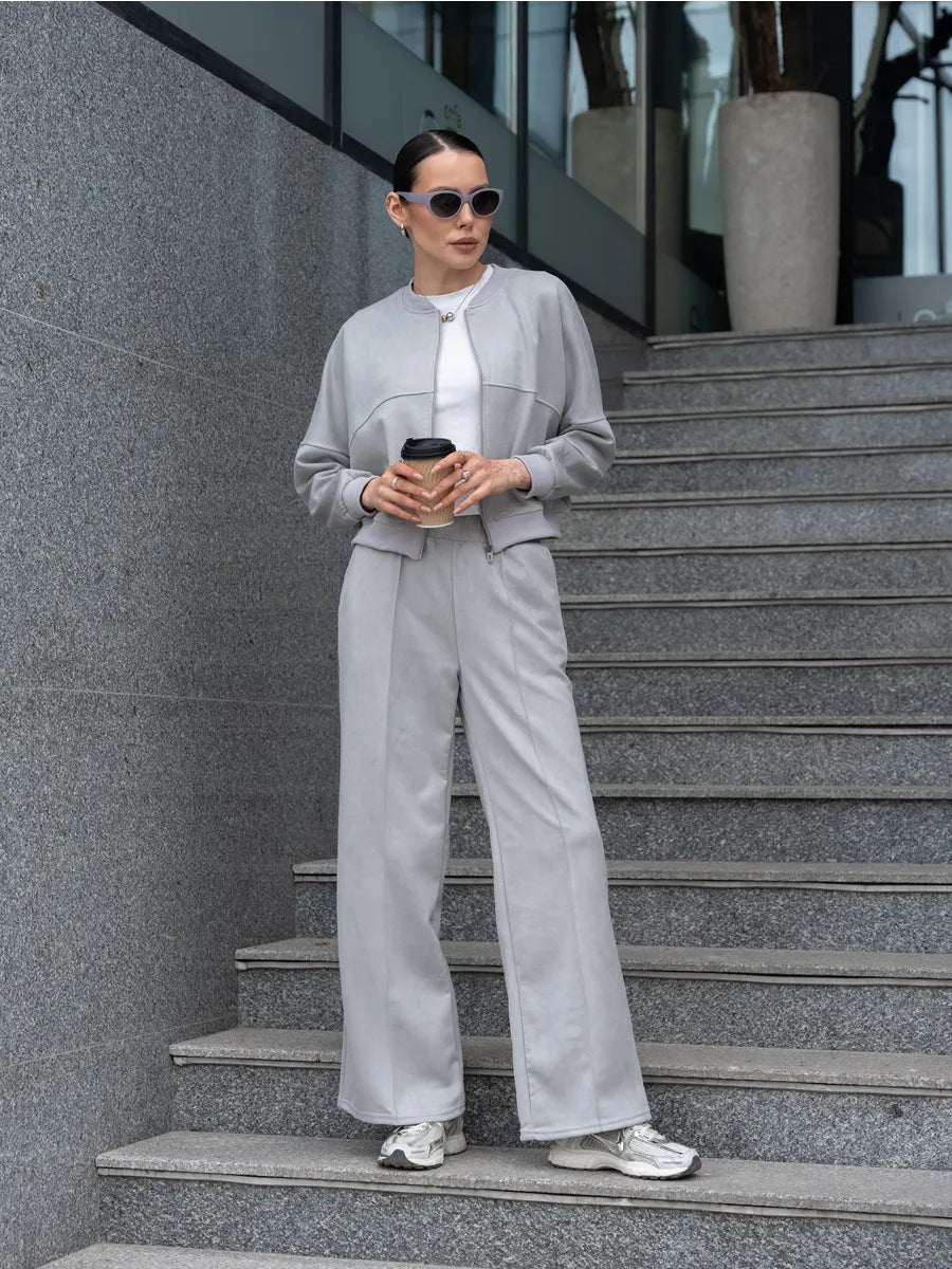 Women's sports set with short jacket and stylish pants Lune London