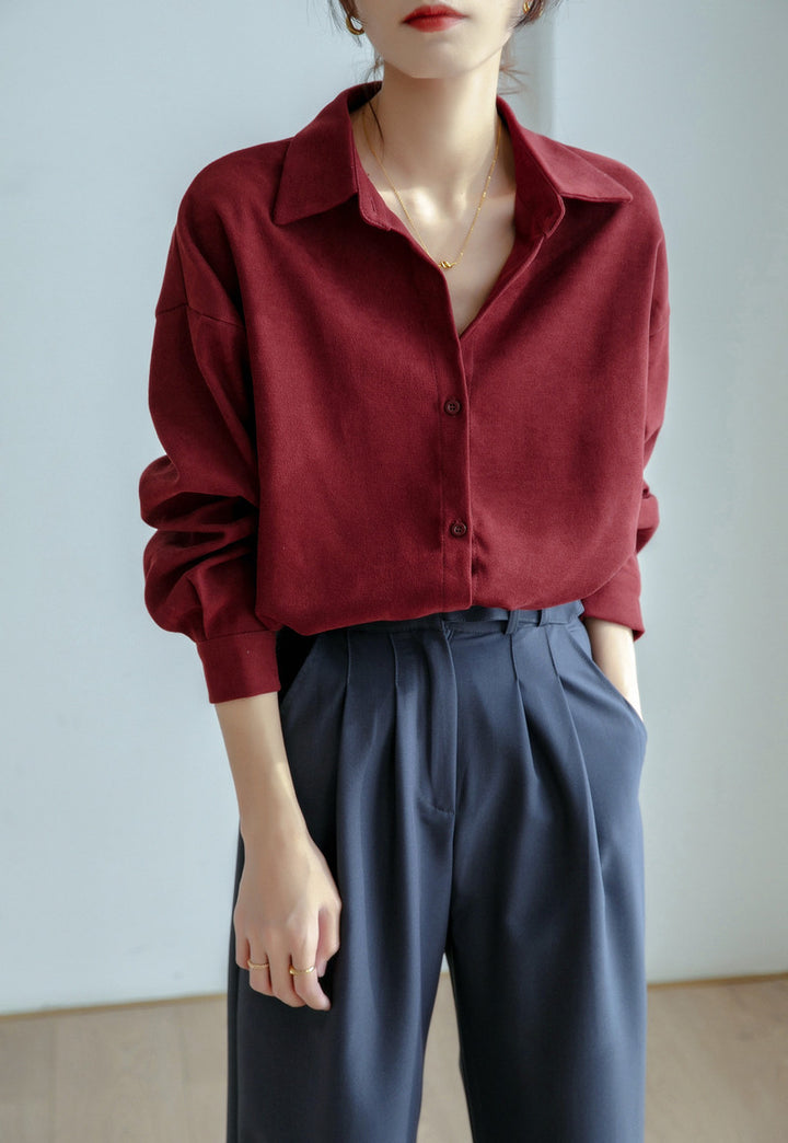Blouse surdimensionnée pour femmes avec col élégant et coupe décontractée Chic & Stil