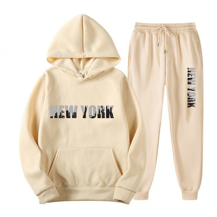 Women's sporty tracksuit with stylized New York print Chic & Stil
