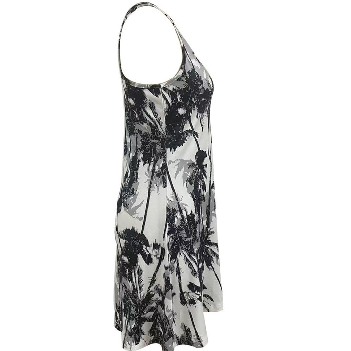 Casual summer dress for women with modern palm pattern Lune London