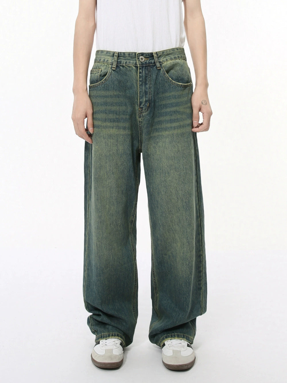 High-waisted wide-leg women's jeans with modern color gradient Lune London