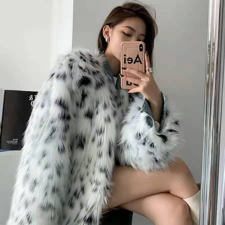 Ladies Trendy Faux Fur Jacket with Eye-Catching Pattern and Voluminous Fit Lune London