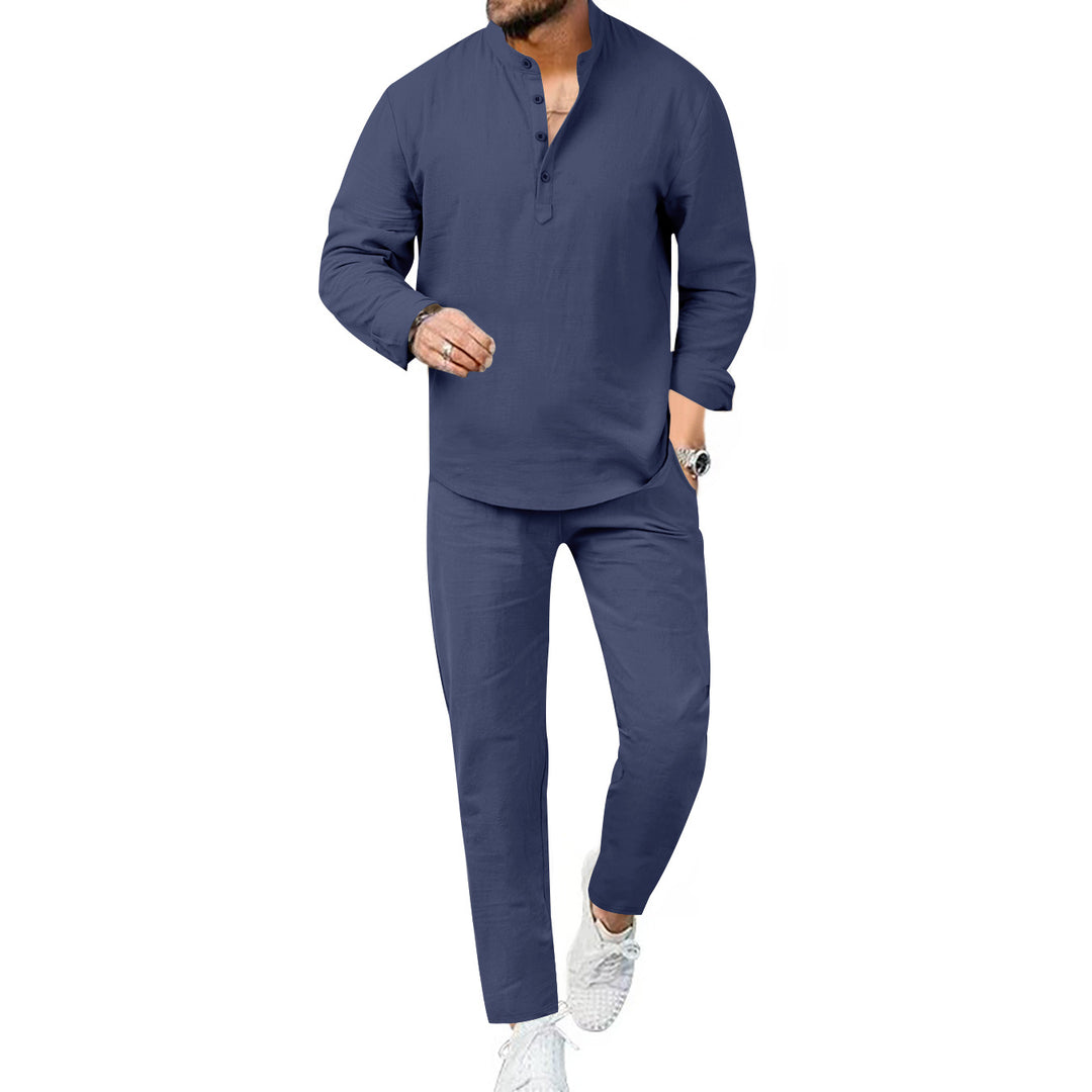 Modern leisure suit for men with an innovative boutonnière design and breathable features Lune London
