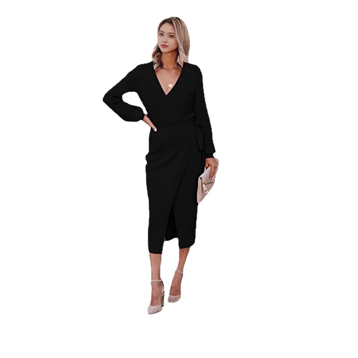 Wrap dress for women with an elegant ribbed texture and modern chic and style details