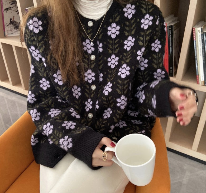 Knitted jacket for women with floral pattern and button detail Lune London
