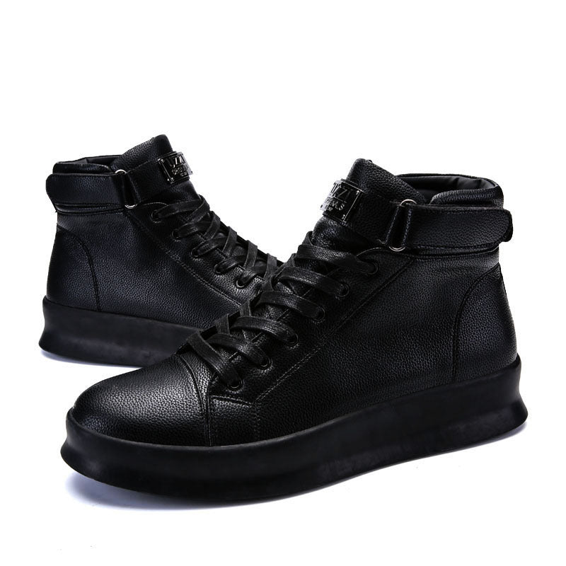Lune London | Casual sneakers for men High-top boots by Dr. Martens