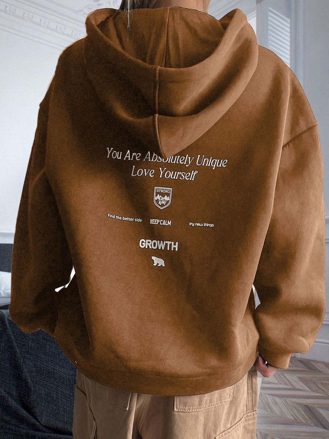 Sweat à capuche pour femmes avec lettrage motivant et coupe confortable Chic & Stil