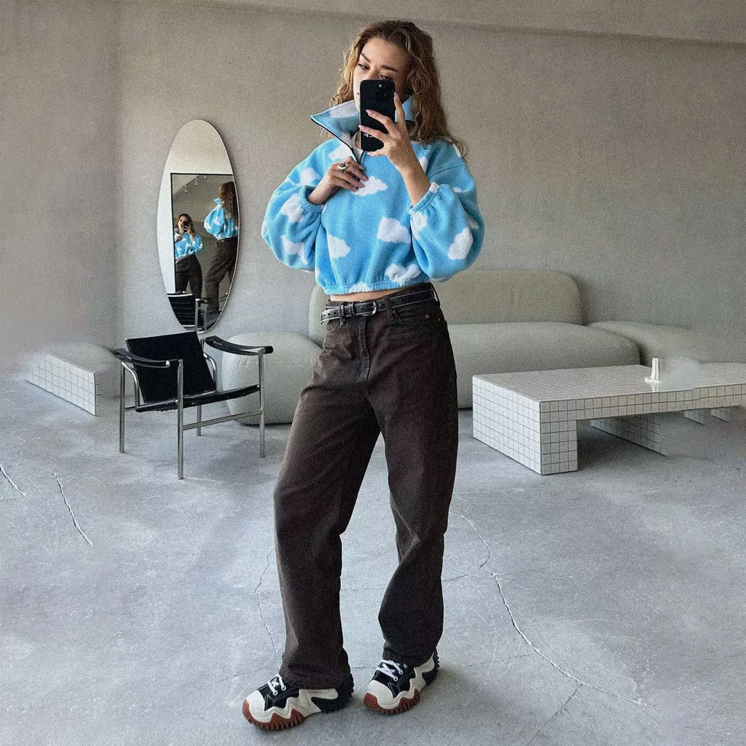 Short sweater for women with cloud pattern Lune London