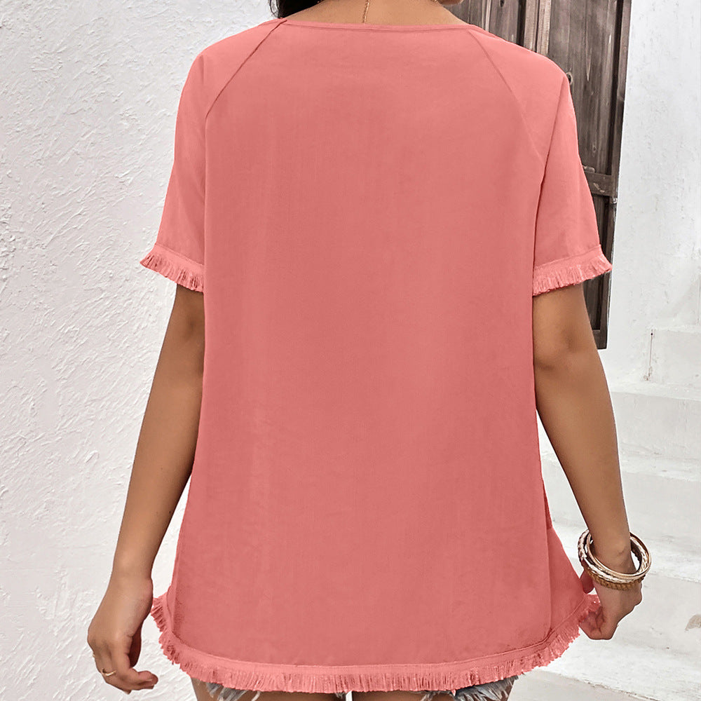 Casual t-shirt for women with fringed sleeves and a round collar Lune London