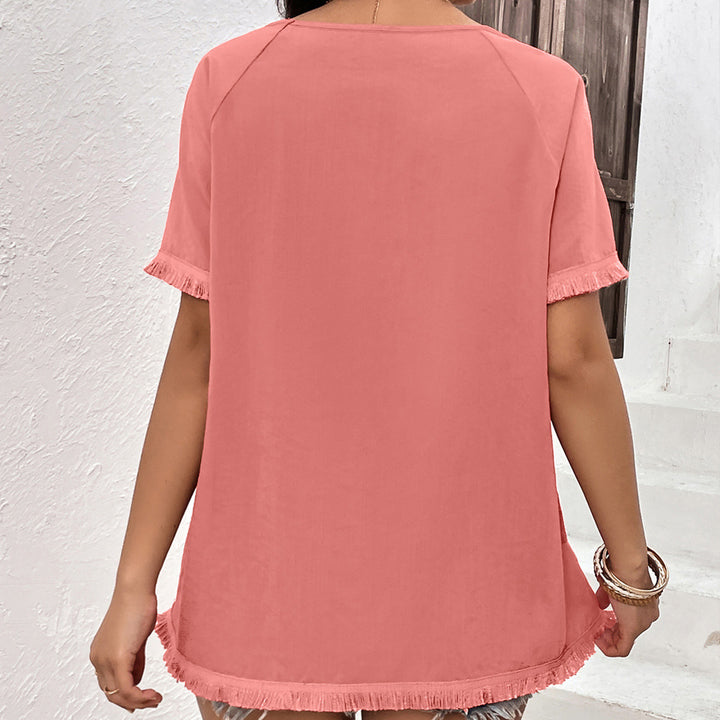 Casual t-shirt for women with fringed sleeves and a round collar Lune London