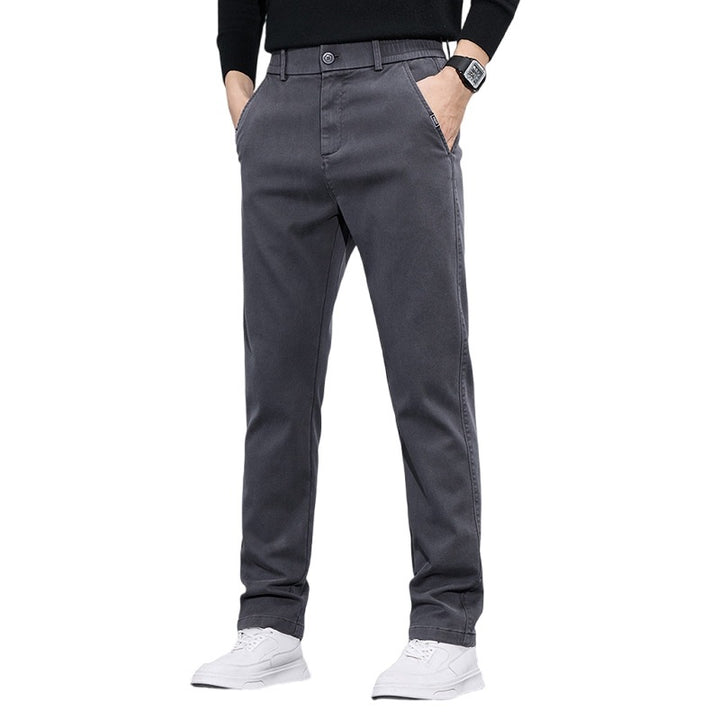 Elegant chino pants for men with slim-fit cut and versatile pockets Lune London