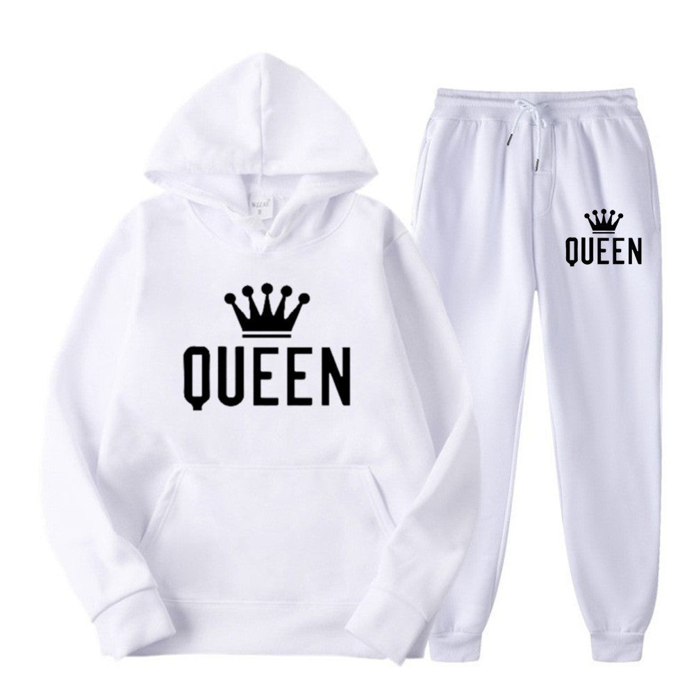 Women’s tracksuit with stylish crown design and loose fit Chic & Stil