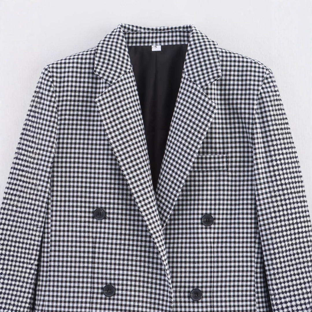 Checkered blazer for women with double-breasted buttoning and structured fabric Lune London