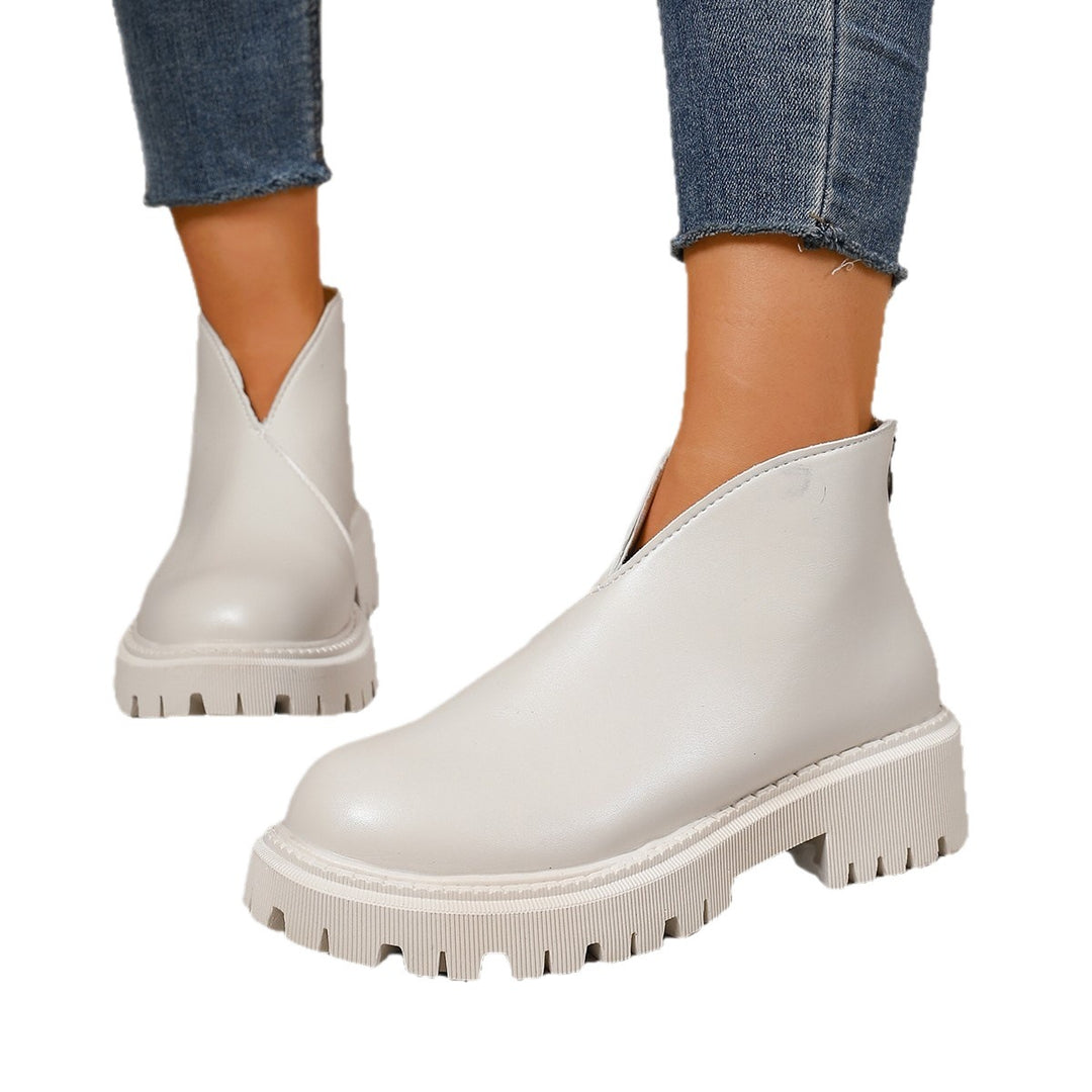 Fashionable Chelsea boots for women with trendy platform and slip-resistant sole Lune London