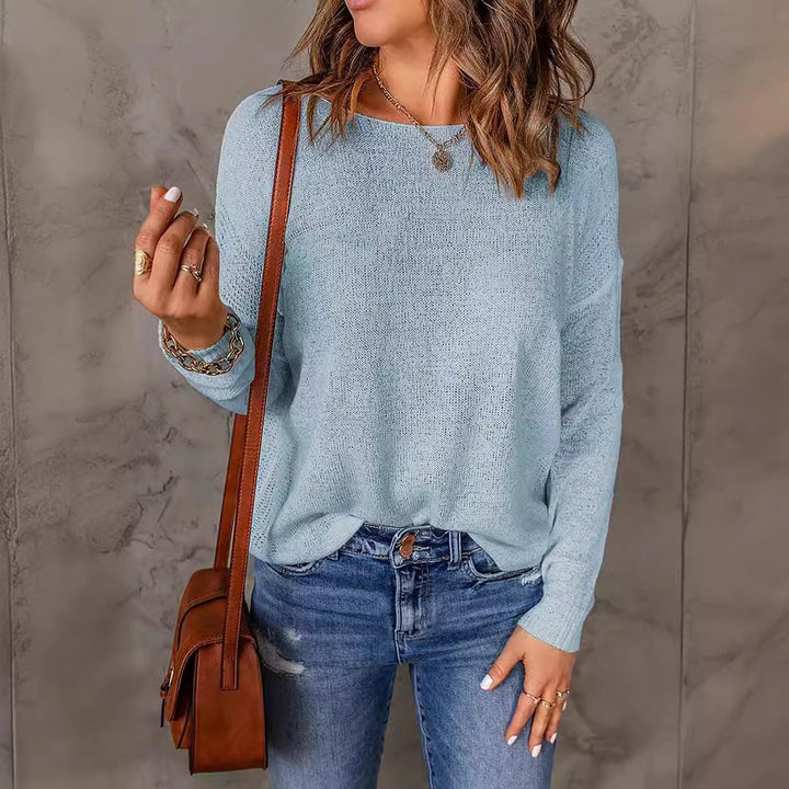 Women’s Chunky Knit Sweater with Loose Fit and Decorative V-Neck Lune London