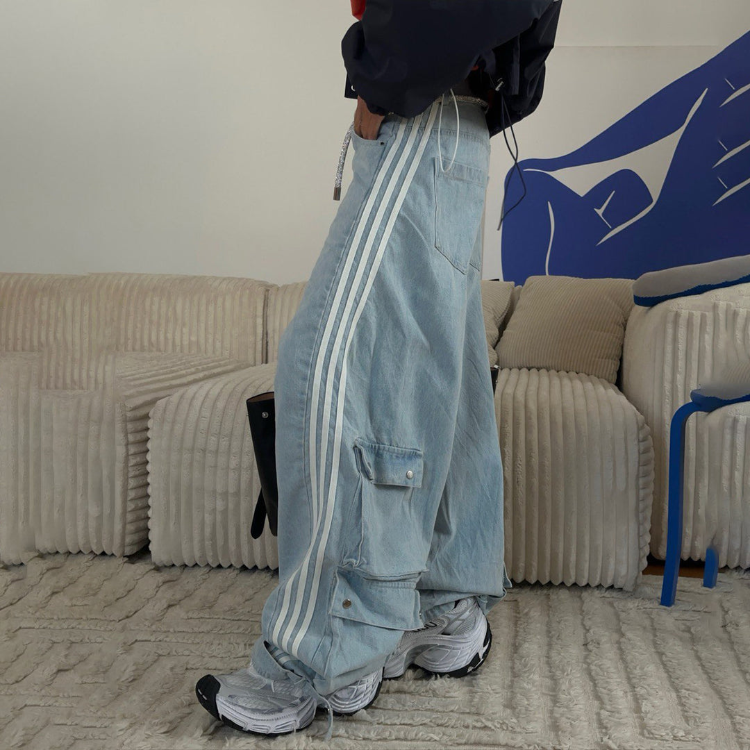 Women Cargo Jeans with side pockets and adjustable waist Lune London