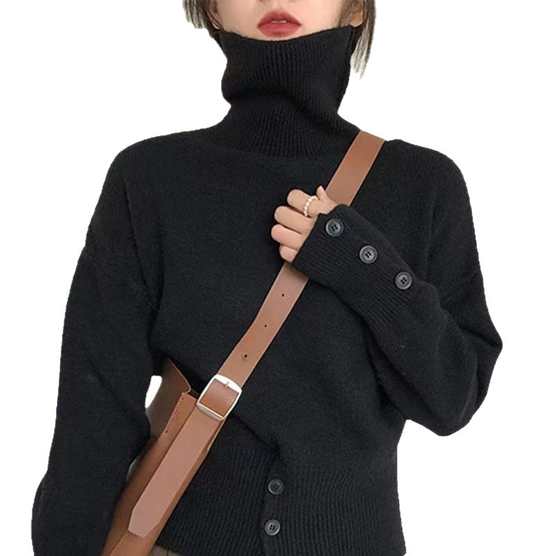 Pull femme à col roulé avec détails en boutons et matière douce Chic & Stil