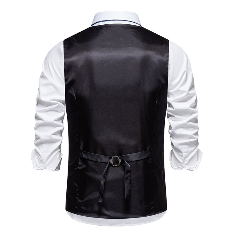 Elegant men's vests in herringbone design with practical pockets Lune London
