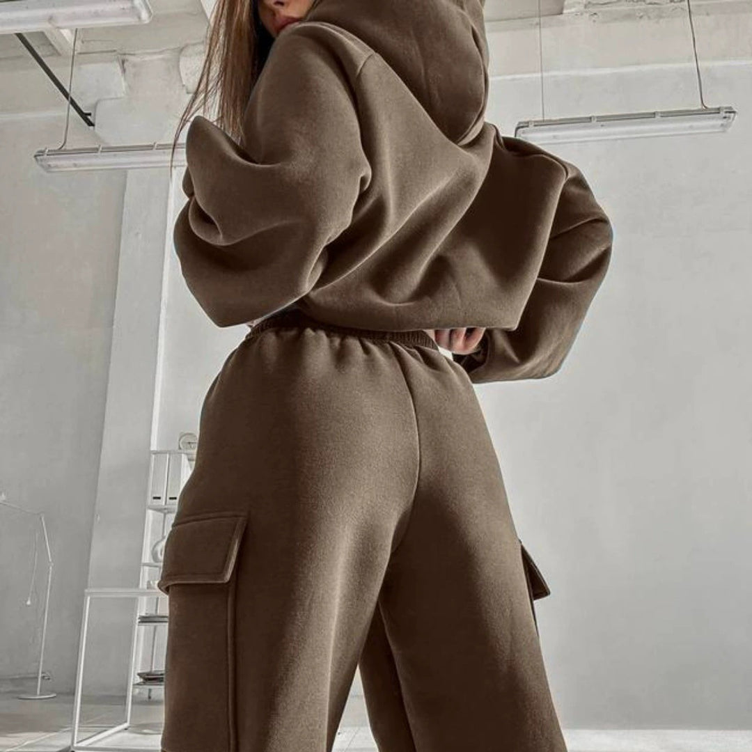 Women Sporty Hoodie Set and Chic Cargo Pants Style