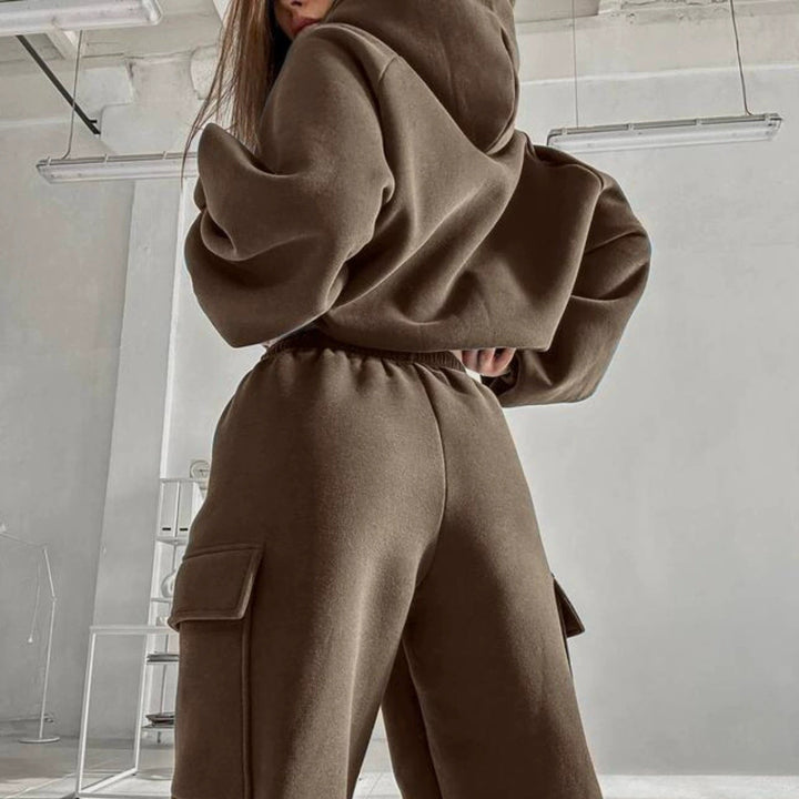 Women Sporty Hoodie Set and Chic Cargo Pants Style