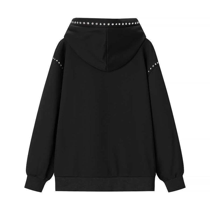 Hoodie féminin à la mode avec des clous élégants Chic & Stil