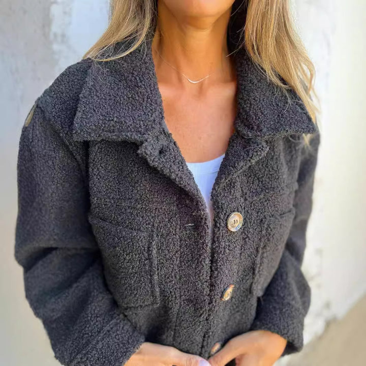 Ladies cozy and stylish fleece jacket with pockets Lune London