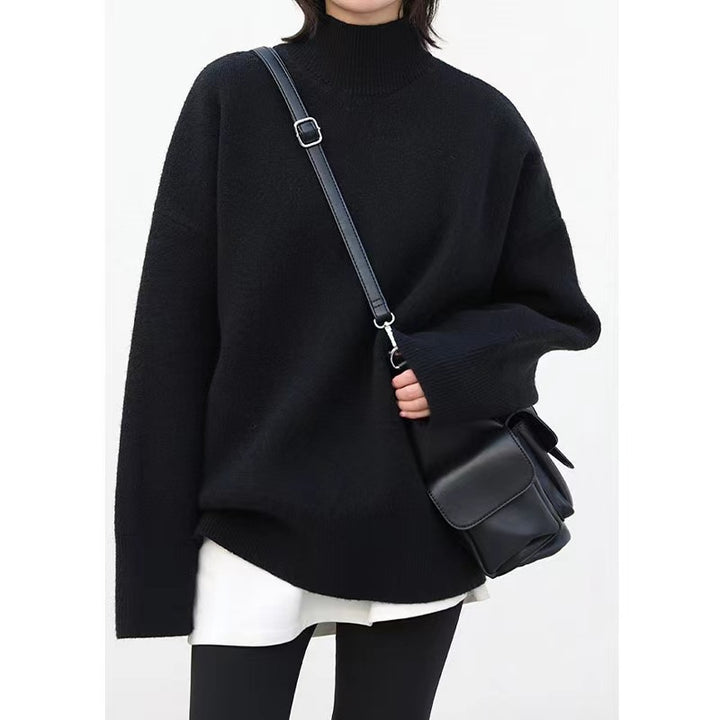 Sweater en maille épaisse pour femmes avec col roulé haut et épaules tombantes Chic & Stil