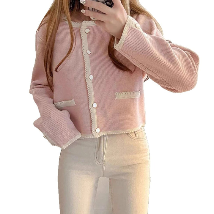 Elegant women's knitted cardigan with mother-of-pearl buttons and pockets Lune London