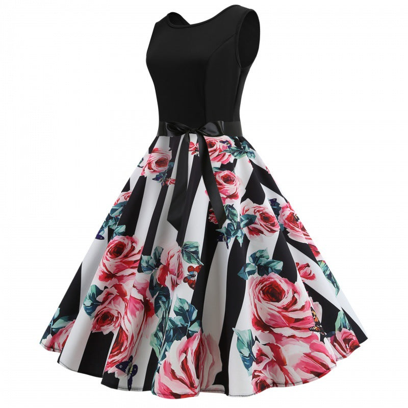 Robe swing pour femmes avec imprimé floral et silhouette ajustée Chic & Stil