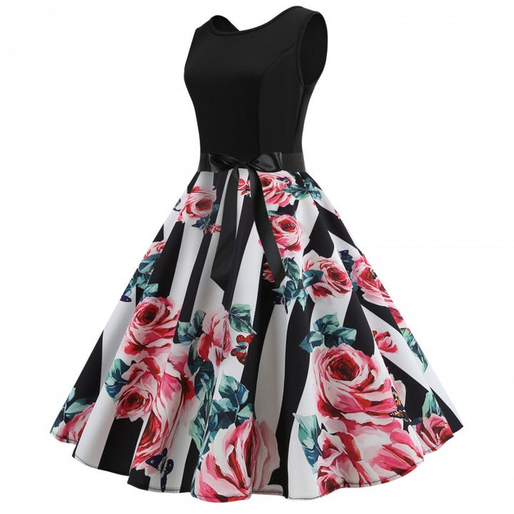 Robe swing pour femmes avec imprimé floral et silhouette ajustée Chic & Stil