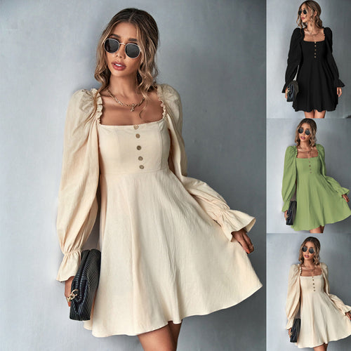 Robe mini femme avec manches ballon et détails de boutons Chic & Stil