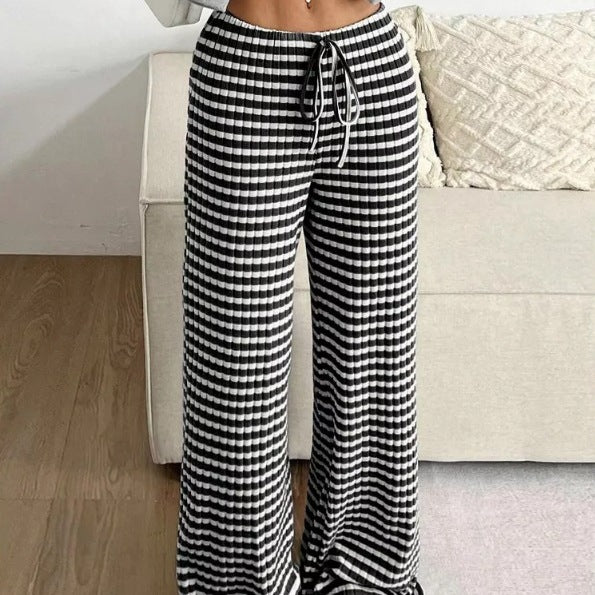 Wide plaid trousers for women with elastic waistband and adjustable drawstring Lune London