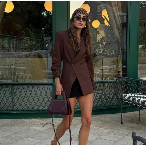 Modern women's jacket with double-breasted buttons and fitted cut Lune London