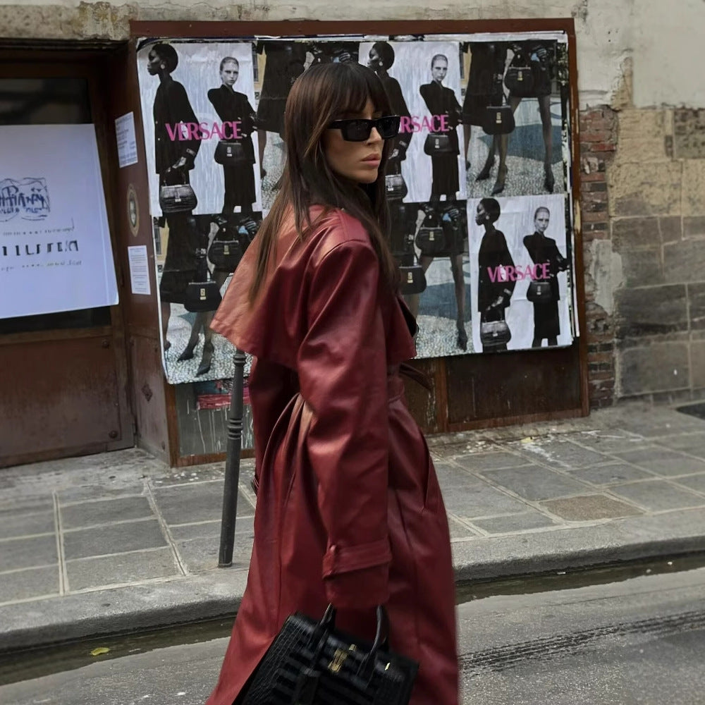 Manteau trench élégant pour femmes en simili cuir moderne avec ceinture à la taille Chic & Stil