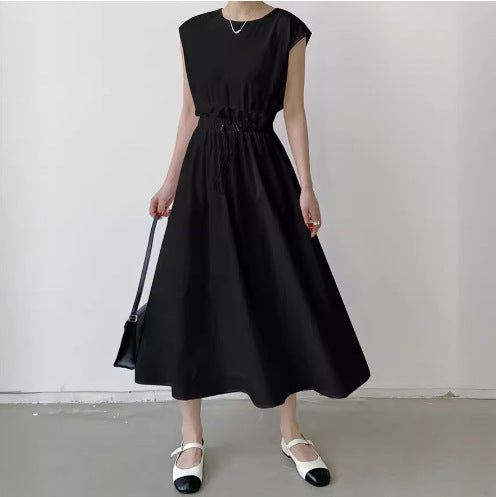 Elegant sleeveless maxi dress for women with adjustable waist tie Lune London