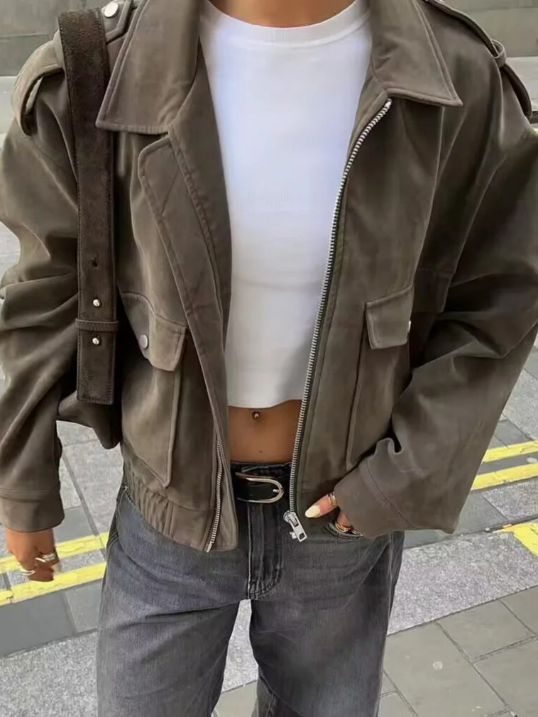 Trendy utility jacket for women with patch pockets and high collar Lune London