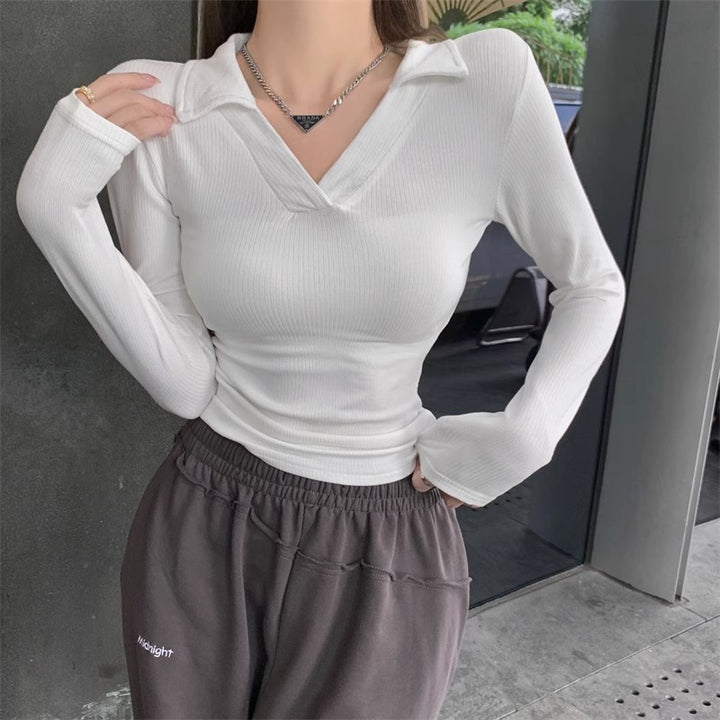 Women’s long-sleeve shirt with elegant V-neck and rib structure Chic & Stil