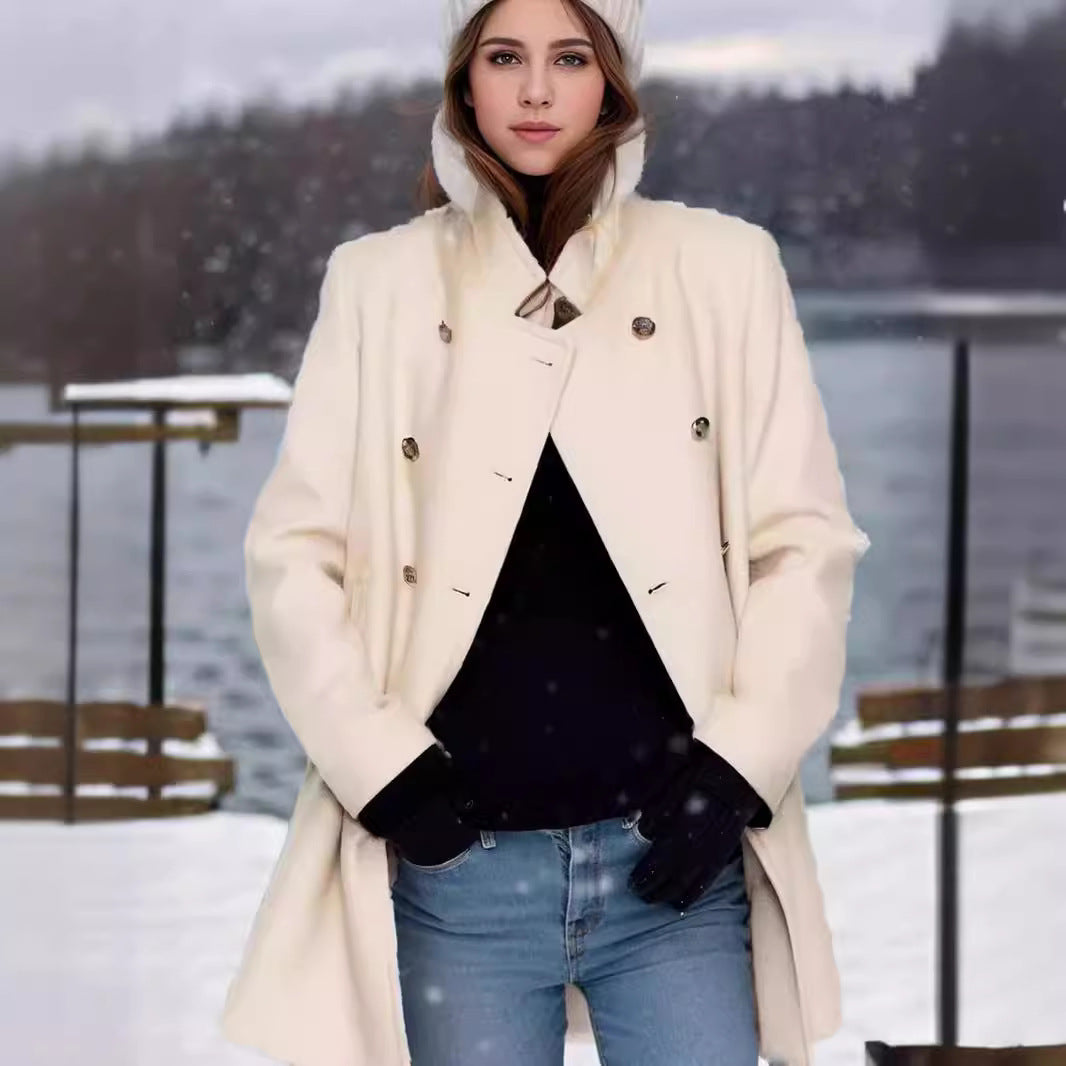 Elegant Duffle Coat for Women with Double Row of Buttons and Luxurious Details Lune London