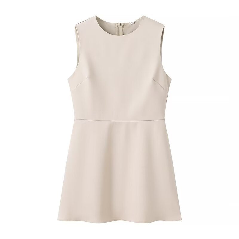 Elegant sleeveless dress for ladies with high collar and flared skirt Lune London