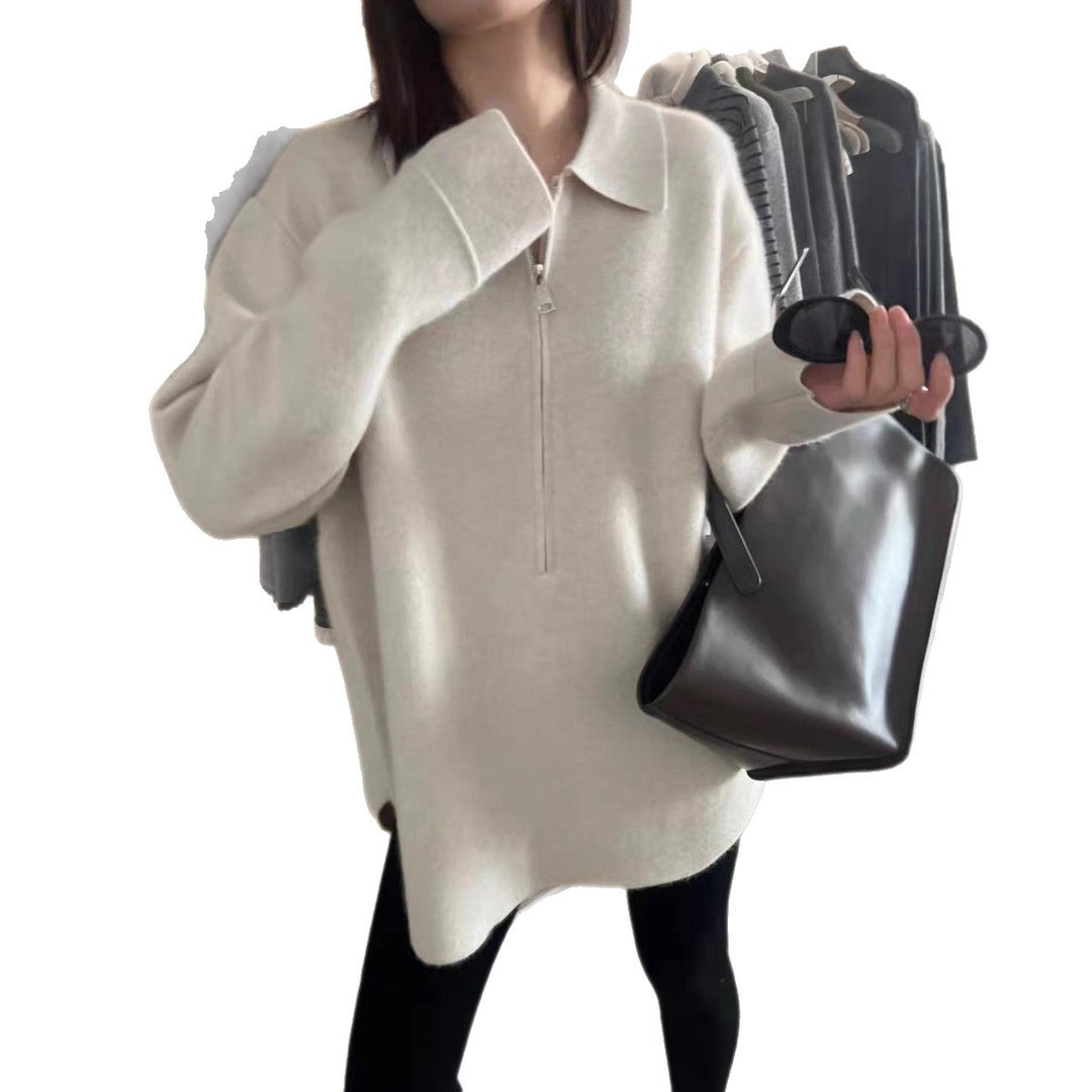 Ladies modest sweater with zipper and collar Lune London