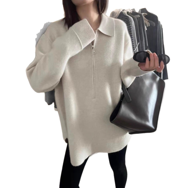 Ladies modest sweater with zipper and collar Lune London