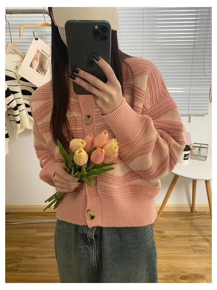 Blazer en tricot ample pour femmes avec motif grossier et fermeture à boutons Chic & Stil