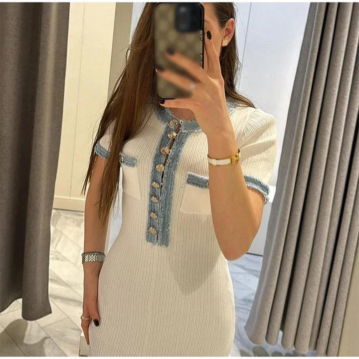 Robe Maxi Élégante Femme avec Tissu Texturé et Boutons Décoratifs Chic & Stil