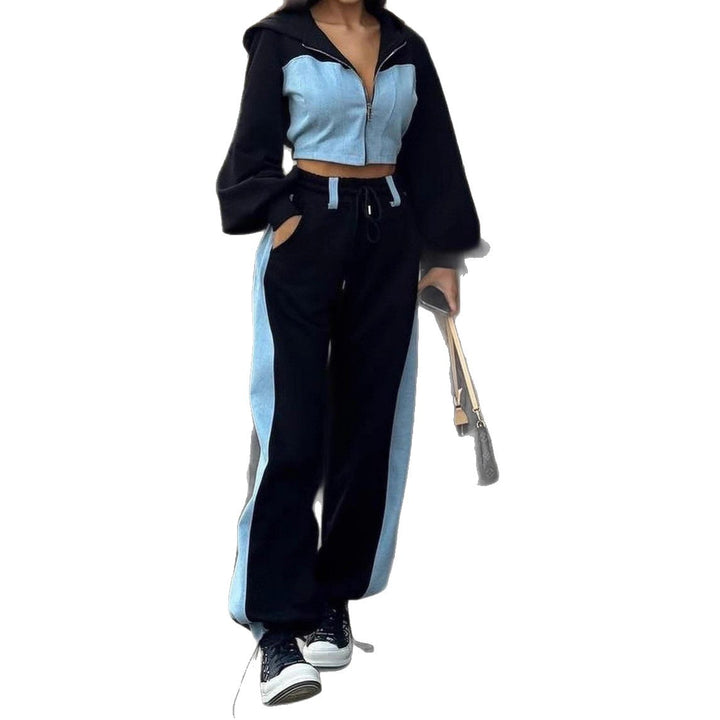 Ladies Two-Piece Sports Set with Crop Top and Loose Pants Lune London
